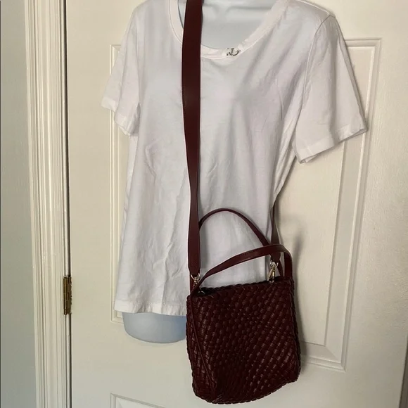 Moda Luxe Elegant Burgundy Woven Faux Leather Satchel - Picture 2 of 9